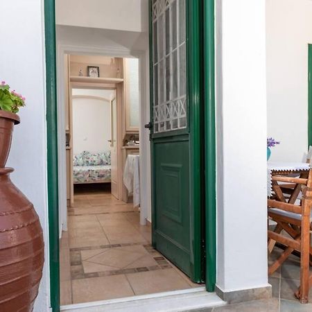 Villa Δροσιά à Koronos Extérieur photo