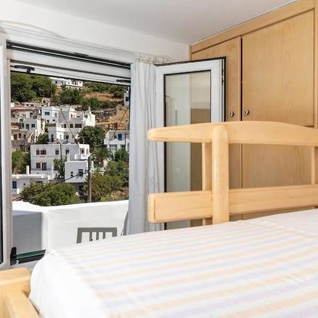 Villa Δροσιά à Koronos Extérieur photo
